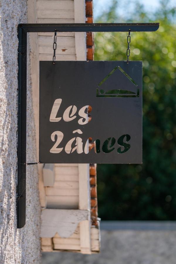 Les Deux Anes Bed & Breakfast Veuves Ngoại thất bức ảnh